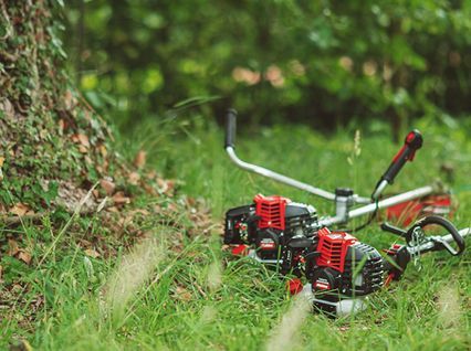 Trimmers & Brushcutters Trimmers & Brushcutters